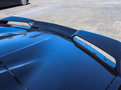 Used 2023 Chevrolet Corvette Stingray Premium Conv w/ Z51 Performance Package RWD image 16
