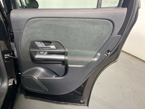Used 2023 Mercedes-Benz GLA 250 4MATIC image 32