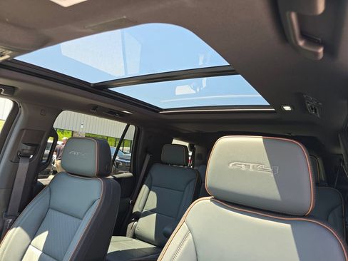New 2026 GMC Yukon AT4 w/ AT4 Premium Package AWD/4WD image 13