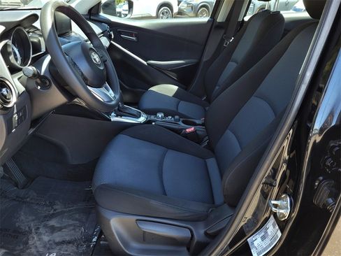 Used 2018 Toyota Yaris iA image 15