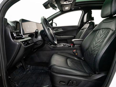 Certified 2023 Kia Sportage X-Line w/ X-Line Premium Package image 10