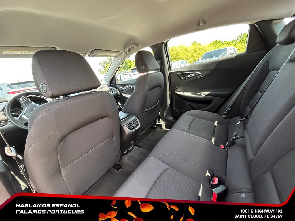 Used 2025 Chevrolet Malibu LT FWD image 15