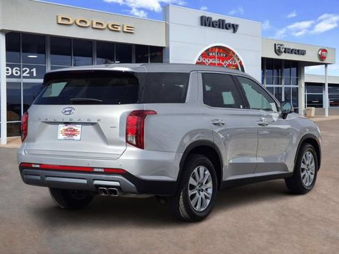 Used 2025 Hyundai Palisade SEL AWD/4WD image 3