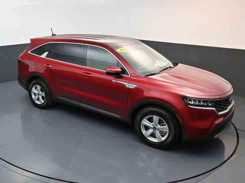 Used 2023 Kia Sorento LX FWD image 14