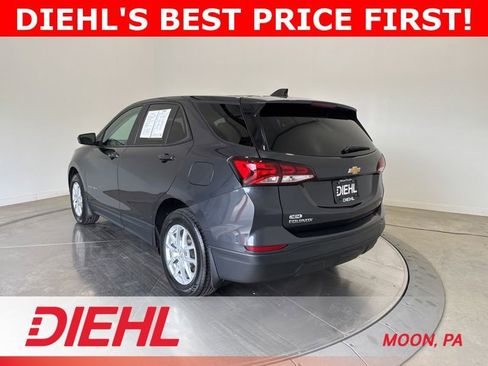 Used 2022 Chevrolet Equinox LS w/ LS Convenience Package AWD/4WD image 5