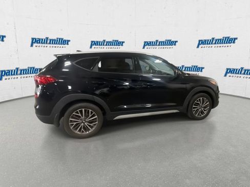 Used 2021 Hyundai Tucson SEL FWD image 11