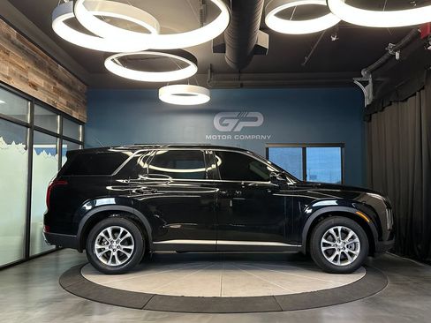 Used 2022 Hyundai Palisade SE AWD/4WD image 2
