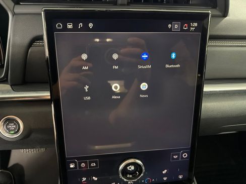 Certified 2025 GMC Terrain Elevation AWD/4WD image 27