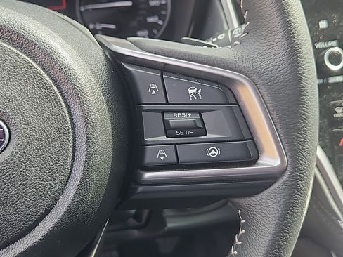 Certified 2025 Subaru Outback Premium image 17