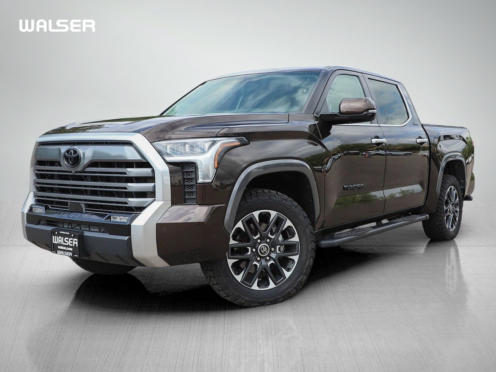 Used 2024 Toyota Tundra Limited AWD/4WD image 1