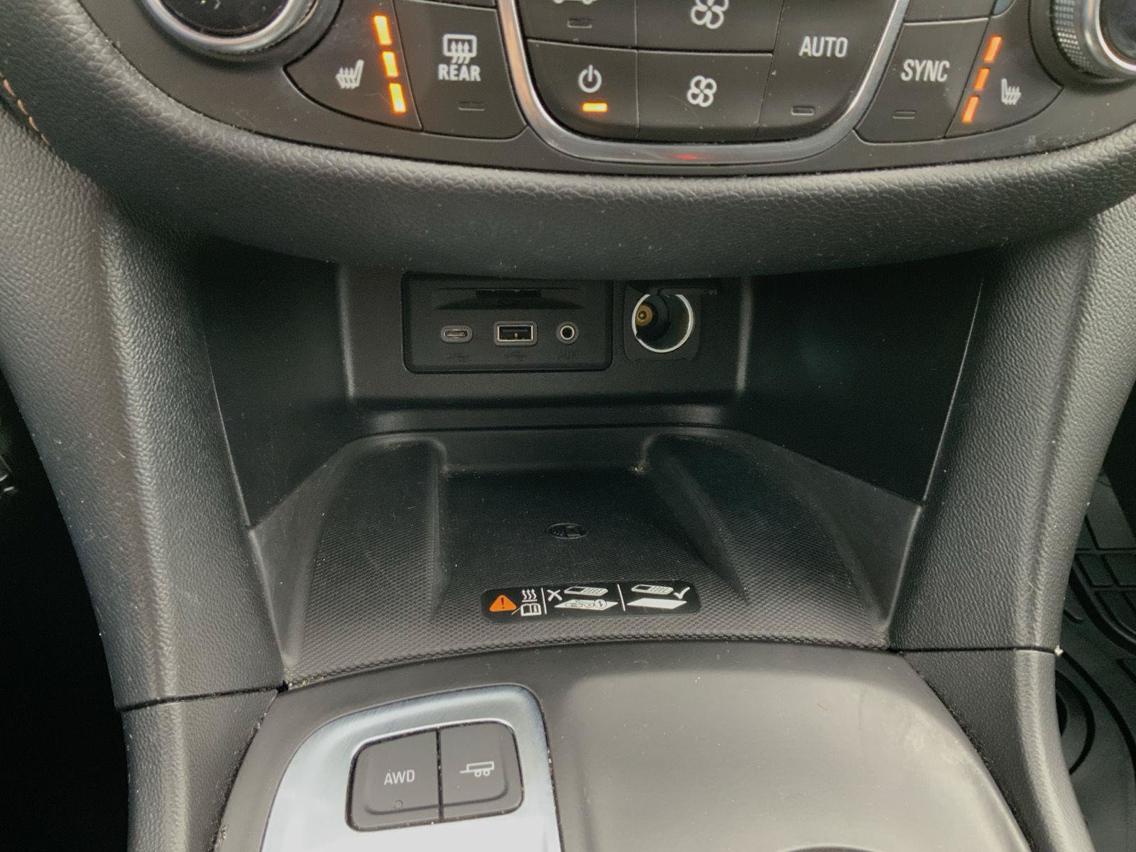 Used 2019 Chevrolet Equinox Premier AWD/4WD image 41