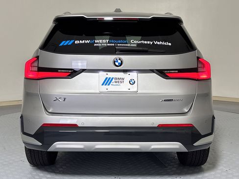 Used 2026 BMW X1 xDrive28i w/ Convenience Package AWD/4WD image 10