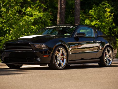 Used 2010 Ford Mustang GT RWD image 20