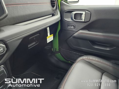 New 2026 Jeep Wrangler Unlimited Rubicon image 16