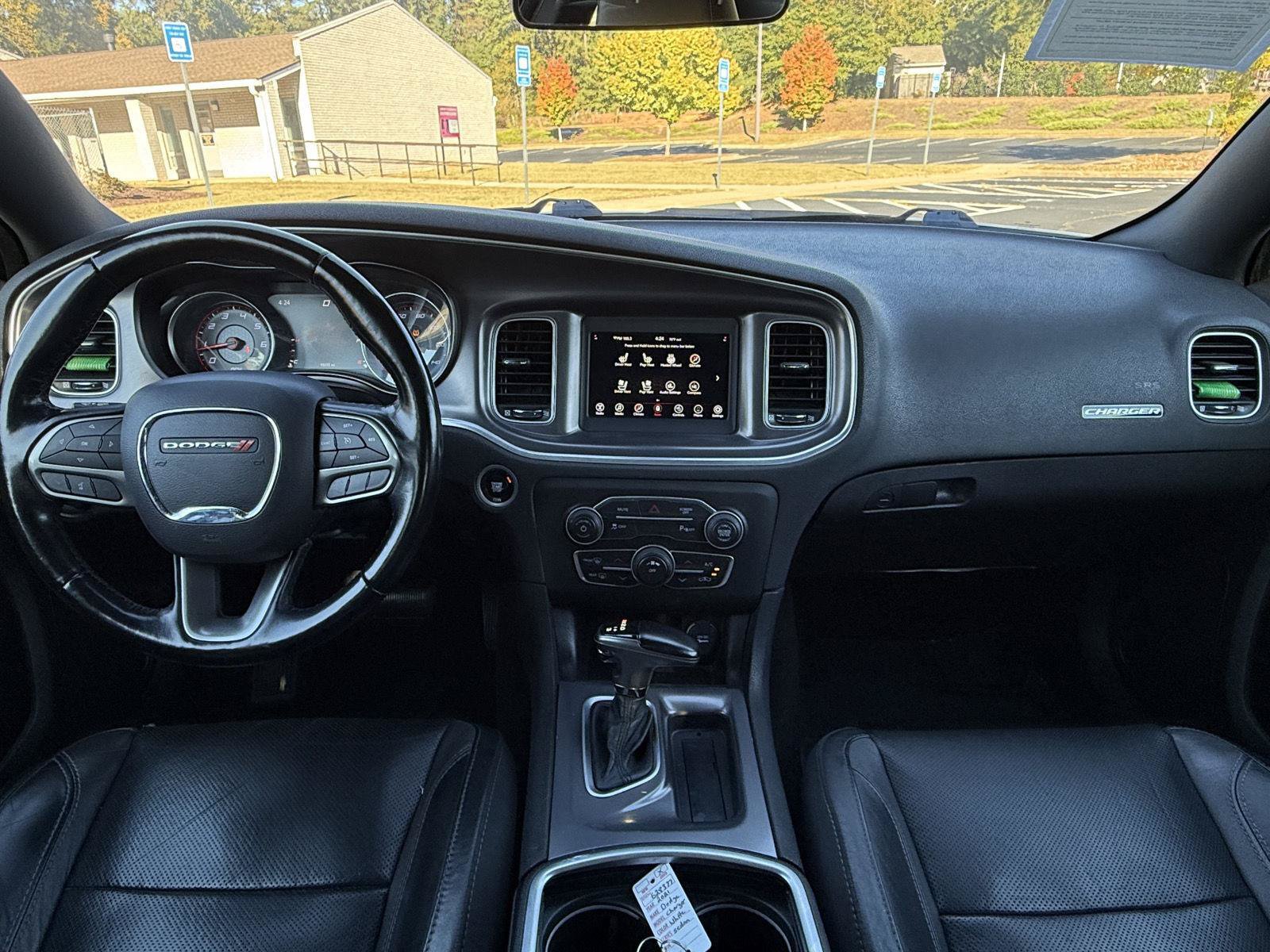 Used 2021 Dodge Charger SXT w/ Leather Interior Group RWD image 22