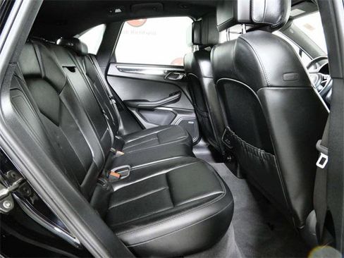 Used 2017 Porsche Macan S image 13