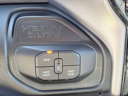 Used 2026 RAM 2500 Big Horn AWD/4WD image 17