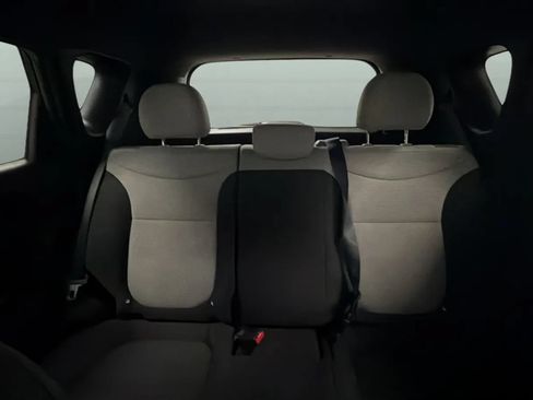Used 2015 Kia Soul FWD image 16