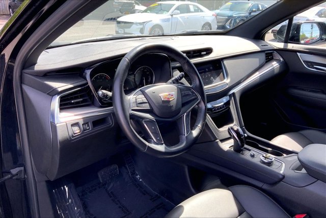 Used 2023 Cadillac XT5 Luxury AWD/4WD image 14