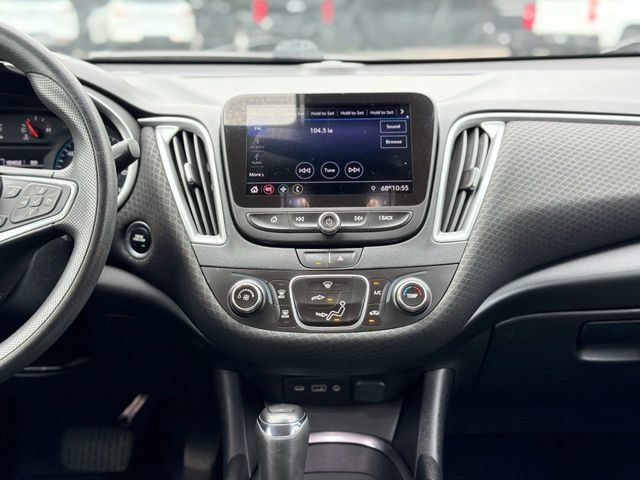 Used 2020 Chevrolet Malibu LS w/ Driver Confidence Package II FWD image 23