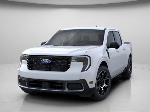 New 2026 Ford Maverick Lariat image 2