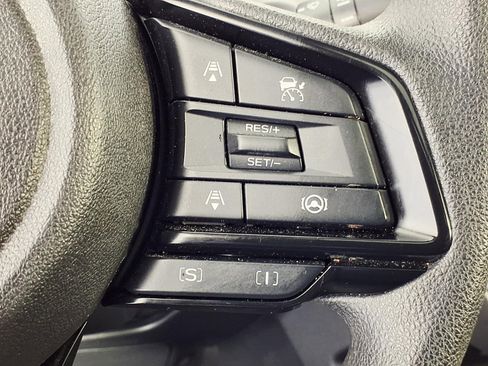 Certified 2025 Subaru Crosstrek 2.0i Premium image 18