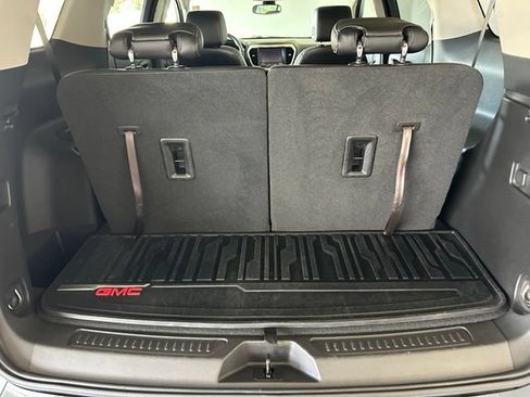 Used 2019 GMC Acadia Denali w/ Technology Package AWD/4WD image 35