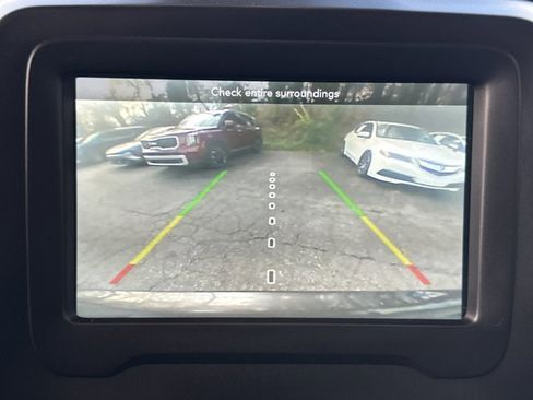 Used 2020 Jeep Renegade Latitude w/ Safety & Security Group II image 31