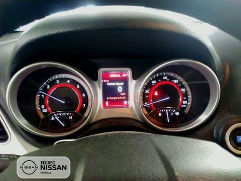 Used 2017 Dodge Journey SE image 27