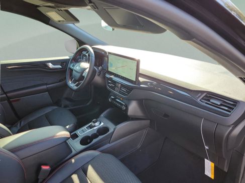 New 2026 Ford Escape ST-Line w/ Tech Pack #1 FWD image 10
