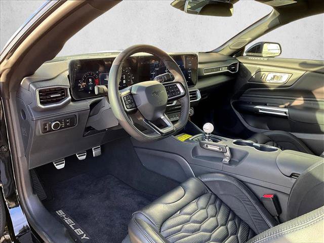Used 2025 Ford Mustang GT Premium w/ GT Performance Package RWD image 14
