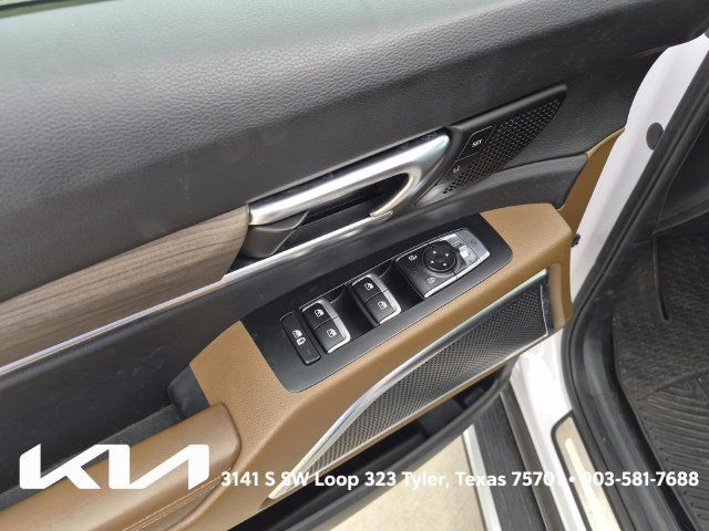 Certified 2022 Kia Telluride SX w/ SX Prestige Package AWD/4WD image 26