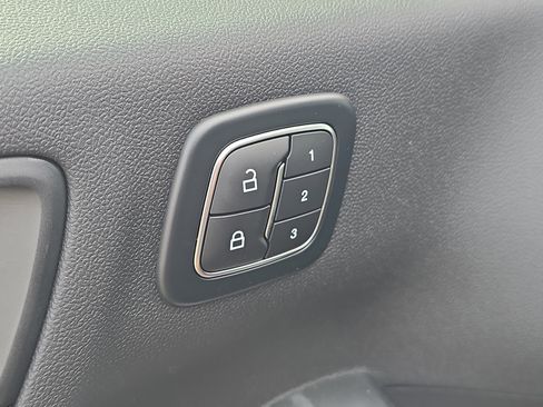 New 2026 Ford Escape SE w/ PHEV Premium Package image 11