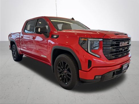 Used 2022 GMC Sierra 1500 Elevation w/ Elevation Premium Package AWD/4WD image 5