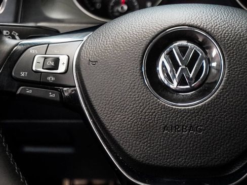 Used 2019 Volkswagen Golf Alltrack S AWD/4WD image 19