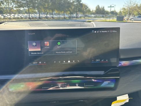 New 2026 BMW i5 eDrive40 image 14