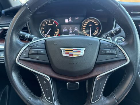 Used 2023 Cadillac XT5 Sportv AWD/4WD image 24
