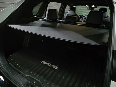 Used 2022 Toyota RAV4 XSE image 38