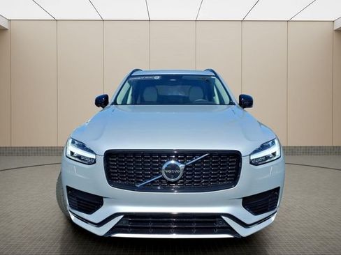 Used 2023 Volvo XC90 T8 Plus AWD/4WD image 13