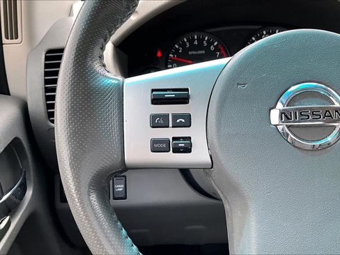 Used 2018 Nissan Frontier SV w/ Value Truck Package RWD image 19