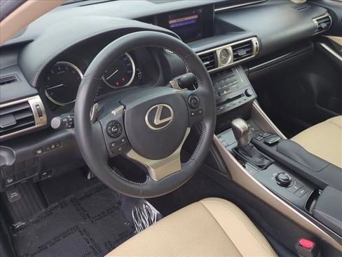 Used 2014 Lexus IS 250 w/ Navigation Package image 10