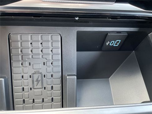 New 2026 Ford F250 Platinum AWD/4WD image 25