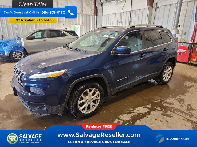 Used 2018 Jeep Cherokee Latitude w/ Cold Weather Group FWD image 1