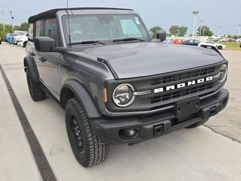 Used 2023 Ford Bronco Black Diamond AWD/4WD image 6