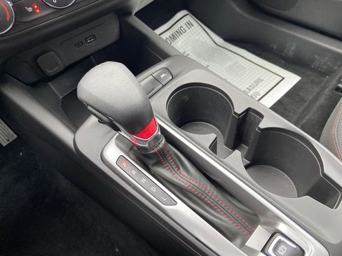 Used 2024 Chevrolet Trax RS w/ Sunroof Package image 32