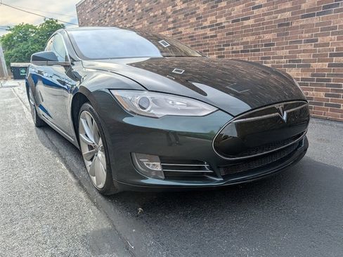 Used 2012 Tesla Model S Signature Performance RWD image 35
