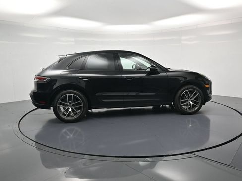Certified 2026 Porsche Macan AWD/4WD image 31