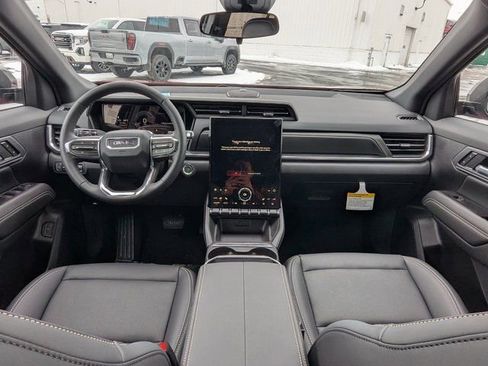 New 2026 GMC Terrain Elevation w/ Elevation Premium Package image 8