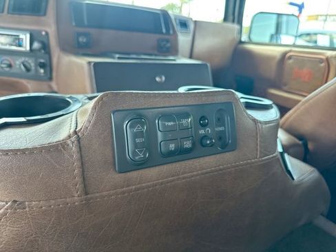 Used 2001 HUMMER H1 4-Door Open Top image 12