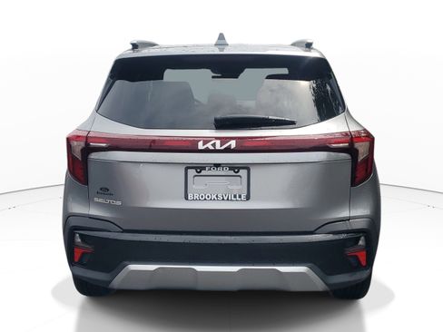 Used 2025 Kia Seltos S FWD image 5